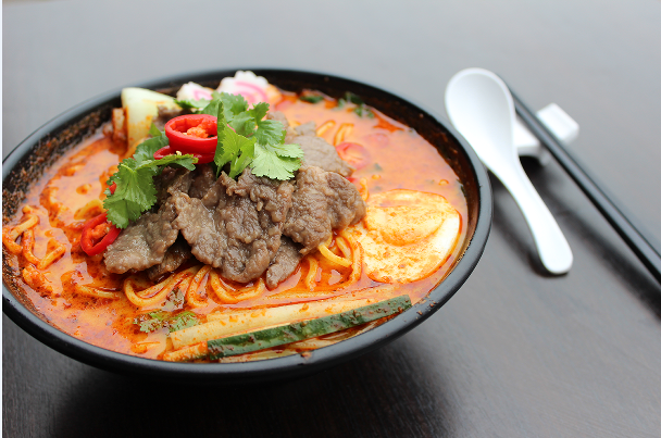 Laksa Beef Soup Noodles (叻沙牛湯麵)